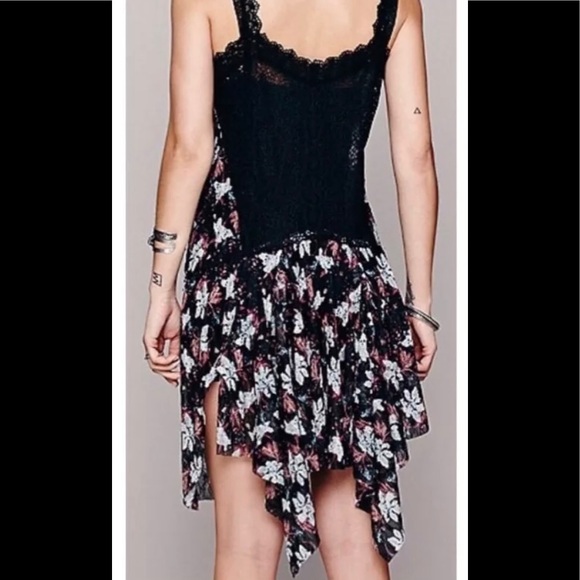 Free People Intimately Black Floral Crochet Lace Loose Boho Dress Trapeze - Picture 2 of 5